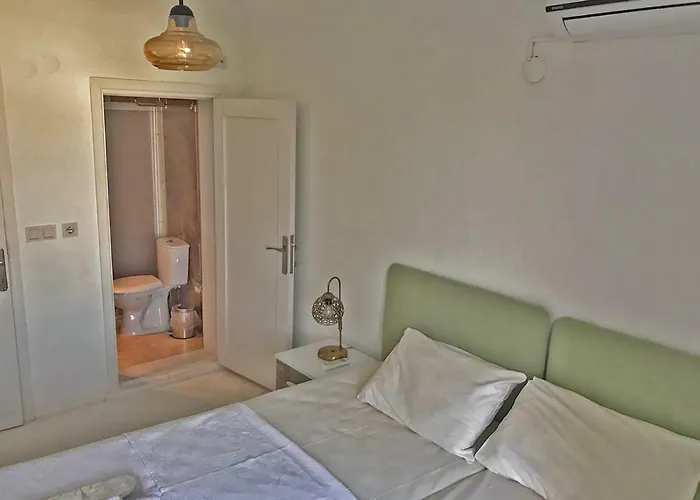 Idilika * בוזקאדה