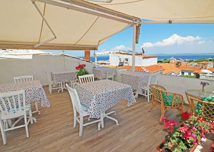 Idilika מלון בוזקאדה